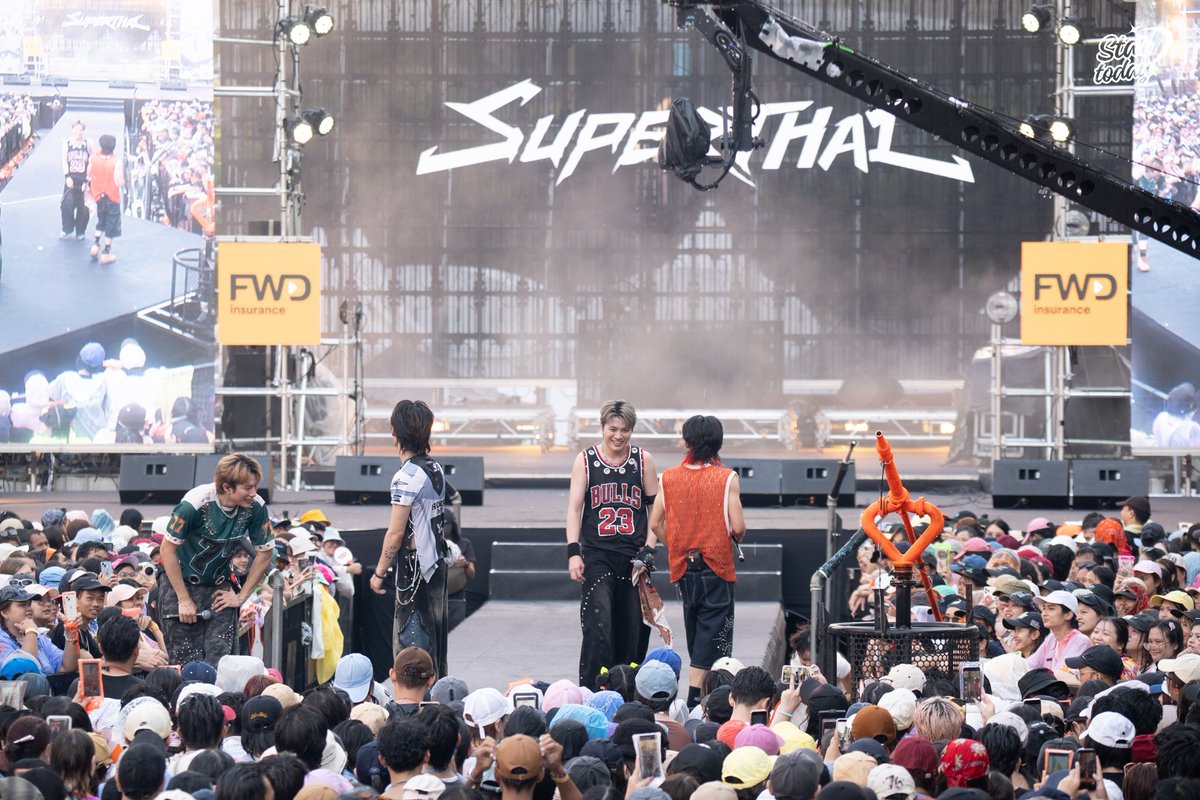 StarToday tweet media