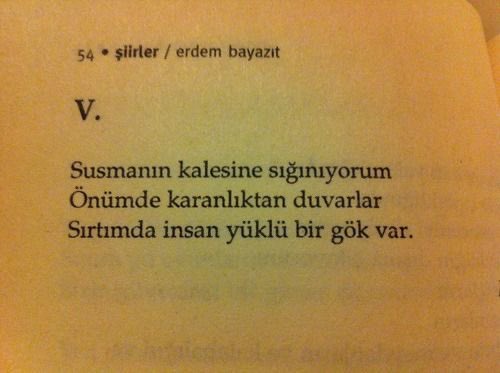 Sereiin_x's tweet photo. ‘Sırtımda insan yüklü bir gök var.’ https://t.co/OTARWQz5A8