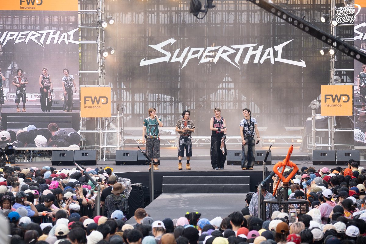 StarToday tweet media