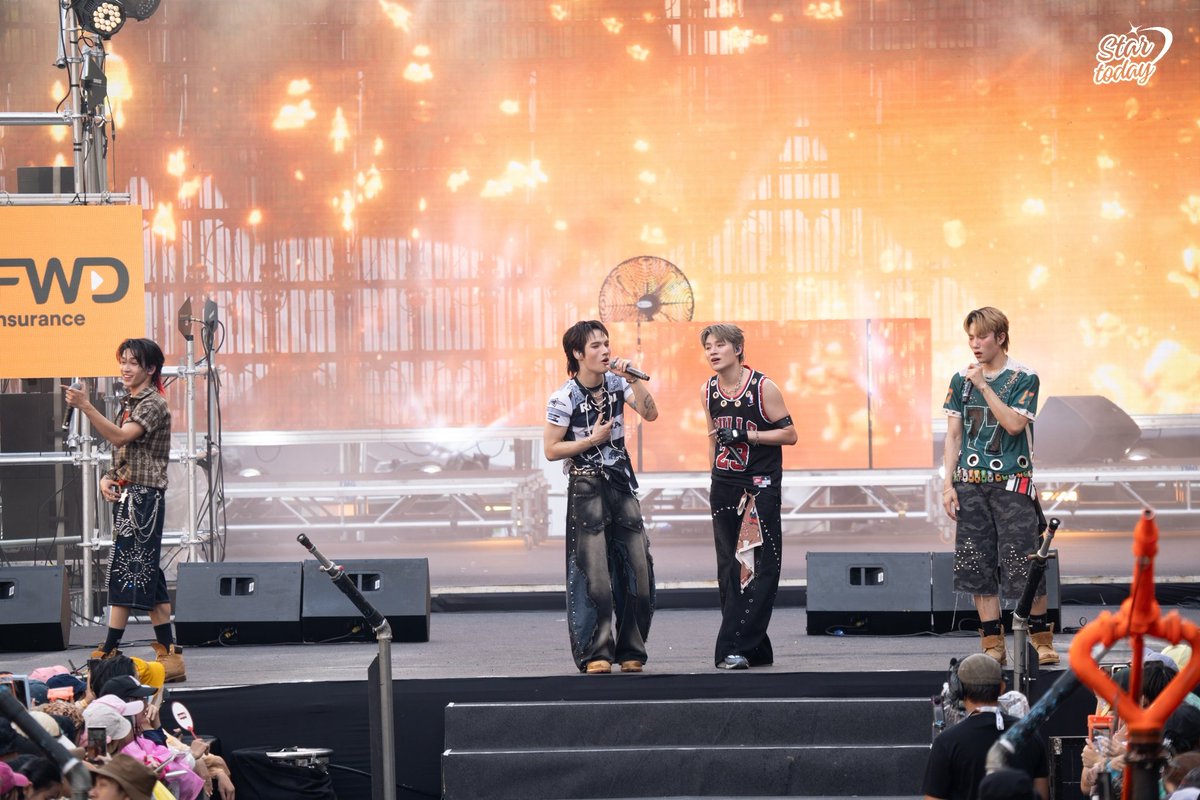 StarToday tweet media