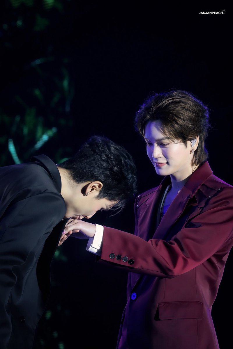 ᴊᴀɴᴘᴇᴀᴄʜ🍑 tweet media