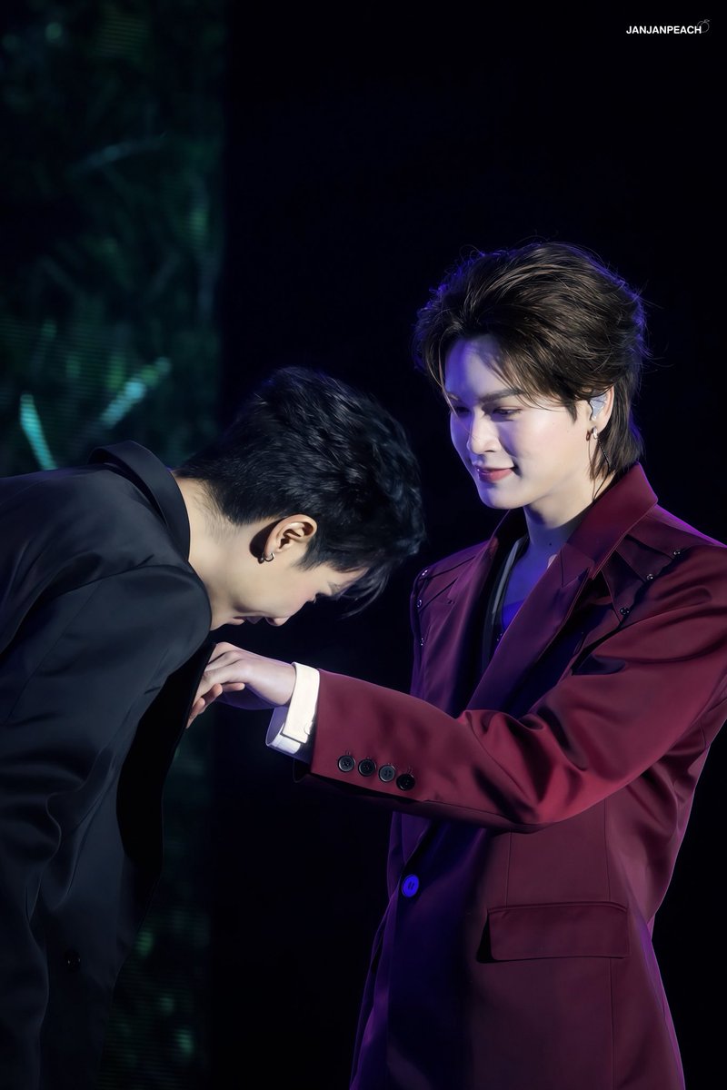 ᴊᴀɴᴘᴇᴀᴄʜ🍑 tweet media