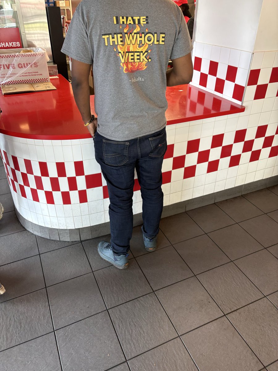 creamyCraig33's tweet photo. Way too hung to see this shit https://t.co/xLlxQQYCMe