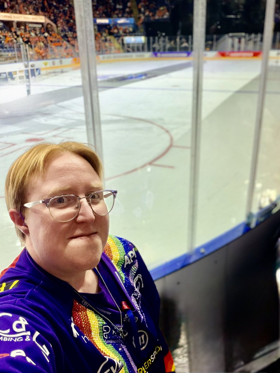 Ailsa16's tweet photo. Playoff Finals Weekend 💜🏒

The noise, the energy, the people… unforgettable. Being trusted to capture the BTS and fan moments meant everything.

Thank you @ClanIHC.

Purple Army, signing off until next season! 

#PurpleArmy #POFW https://t.co/Q01hneO5bh