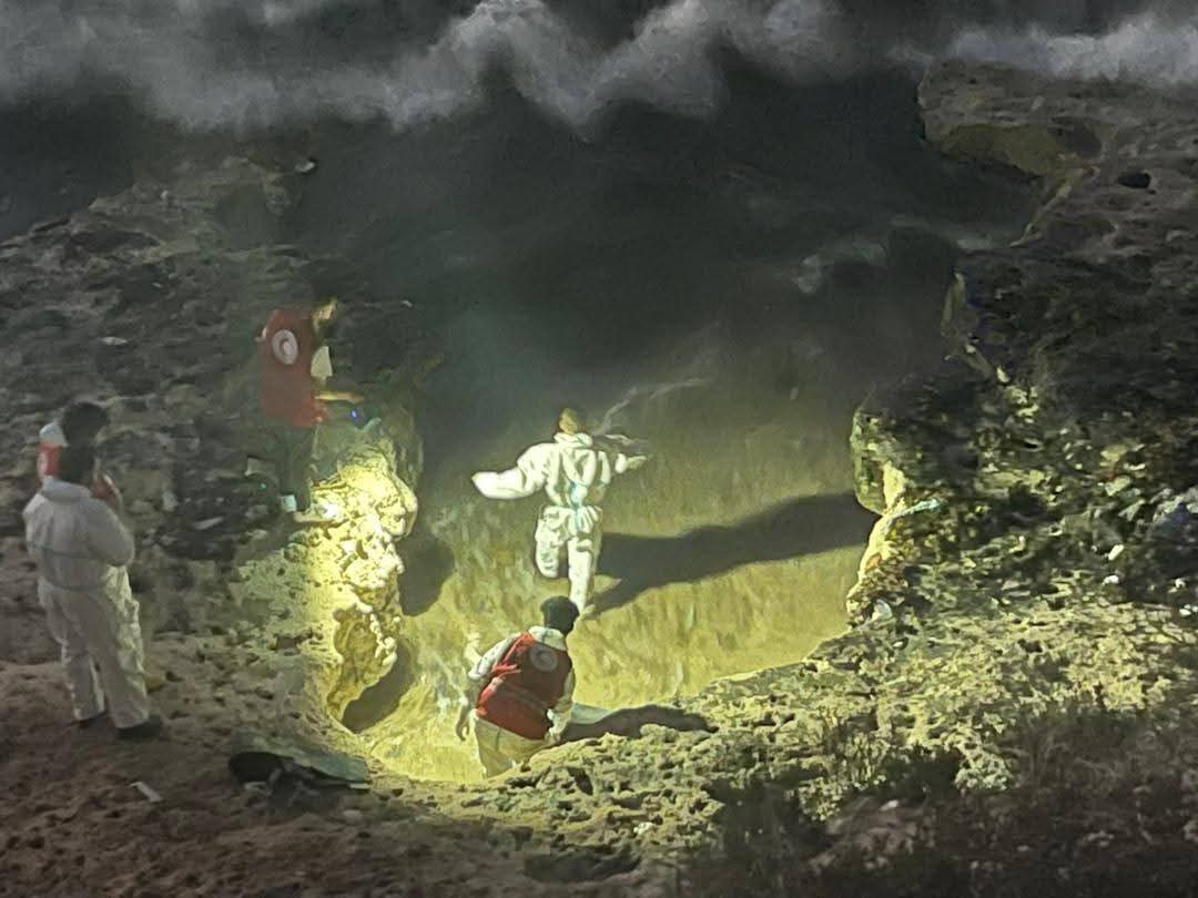 rgowans's tweet image. #Libya 18.04.26 - Libyan Red Crescent (Tripoli Branch) recovered  2 unidentified bodies of female #migrants washed ashore in Janzour Municipality. The bodies were transferred to local authorities for completion of procedures. #migrantcrisis #DontTakeToTheSea #seenotrettung