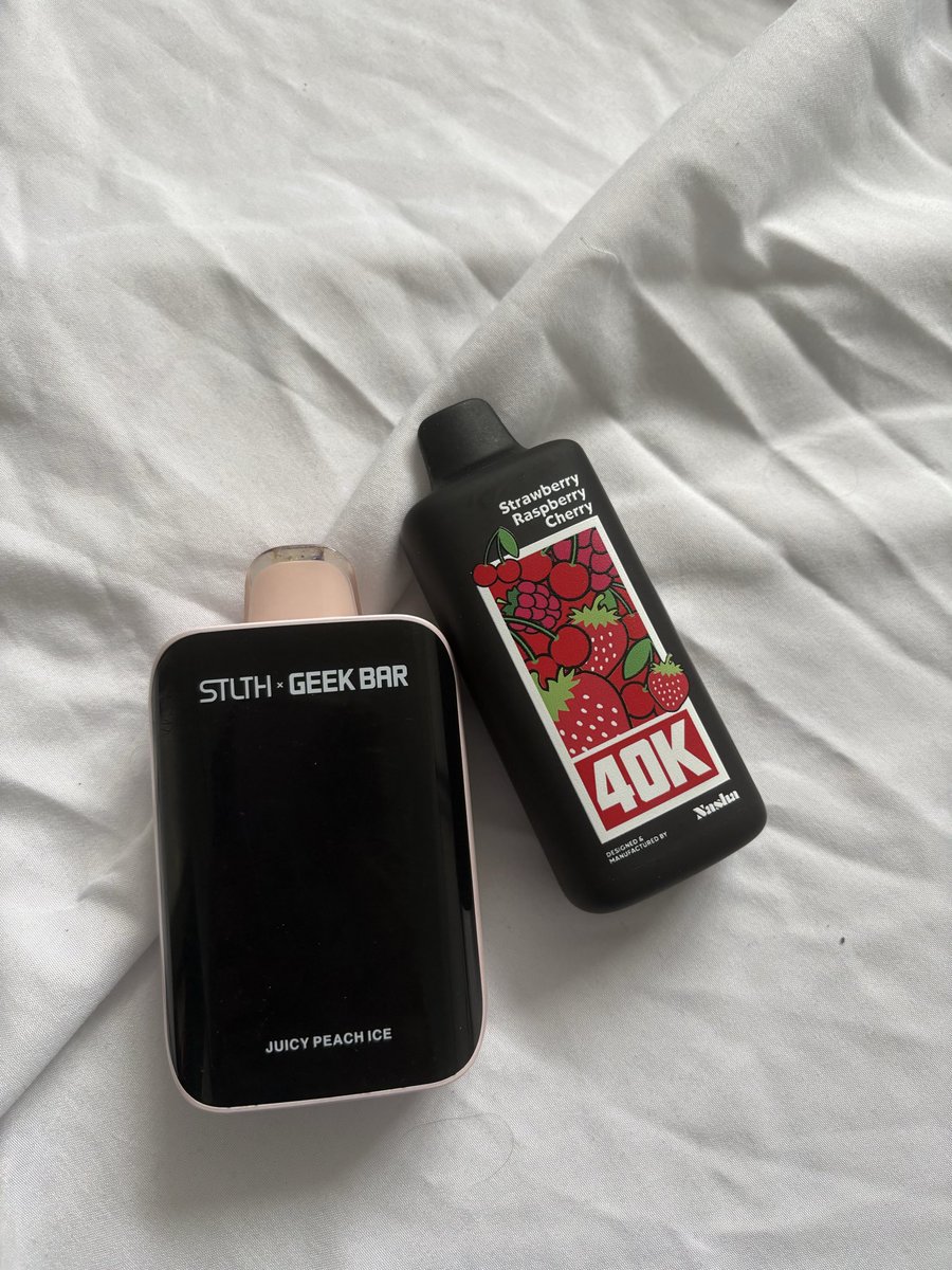 𝜗𝜚 footfreakk ♪‧₊˚ tweet media