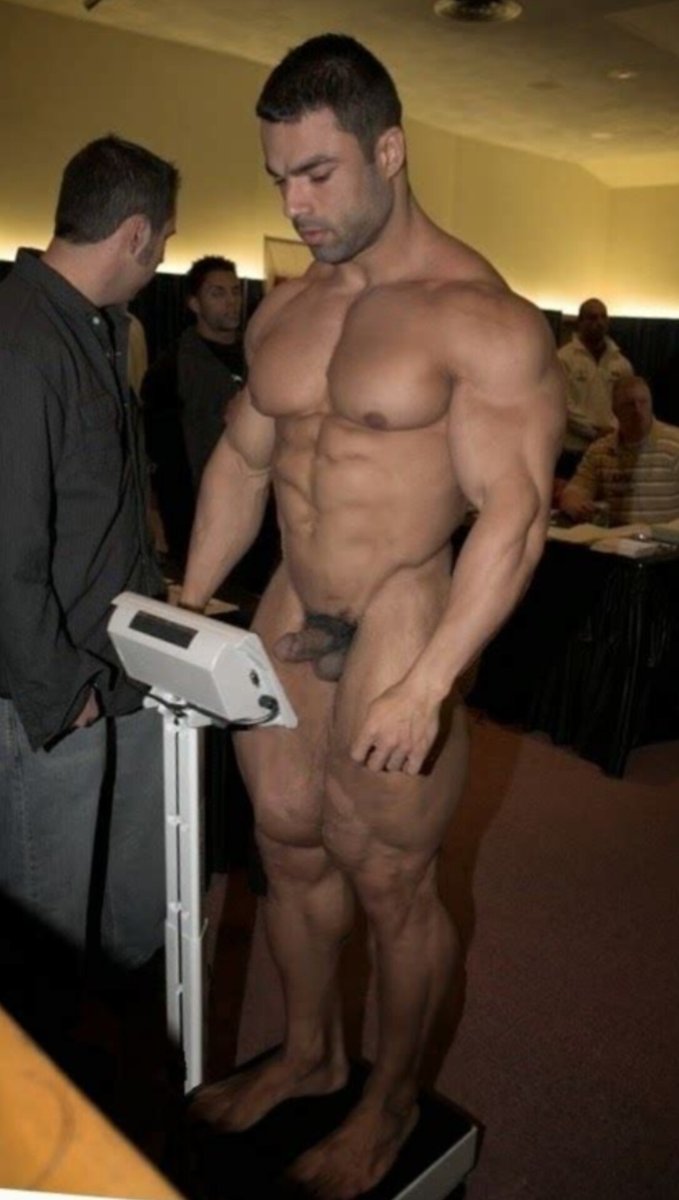 Musclemenworld tweet media