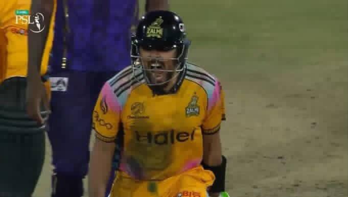 saddam Hussain tweet media