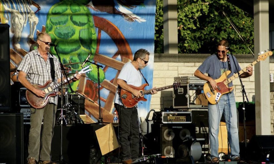GRathertimages's tweet photo. Watching Jakes Leg… a Grateful Dead cover band. Hope you enjoyed yesterdays 420 celebrations https://t.co/SoEsfO5sTk