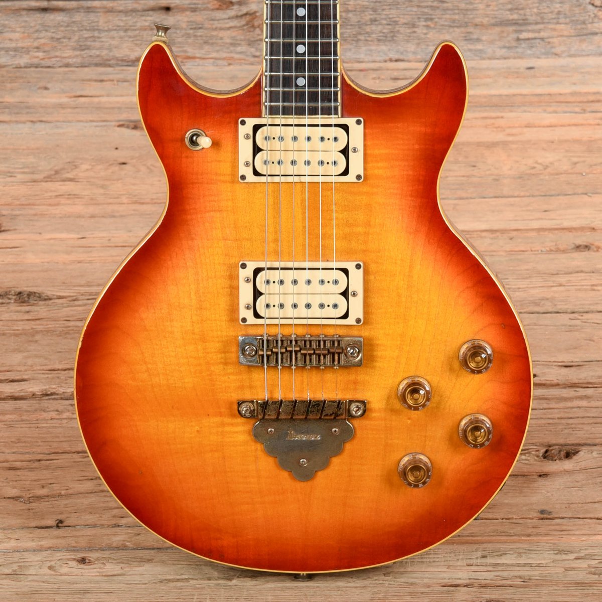 TheGuitarPit's tweet image. 🎸 Ibanez AR100 Artist Cherry Sunburst 1980
💰 $995 · Used Condition
🔗 theguitarpit.com
#guitar #guitardeal #ibanez #theguitarpit