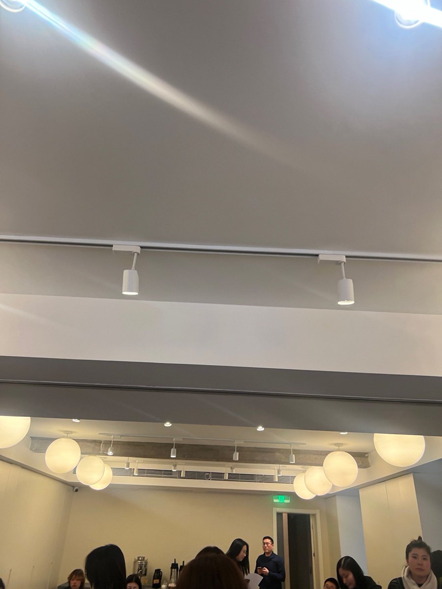 cyril_amiral's tweet image. Level up your skills in 30 mins/day!  Pick 1 micro-skill (e.g., writing emails, Excel shortcuts) → practice daily → track progress weekly. Small steps = big wins. What’s your first skill to boost #SkillUp #DailyPractice