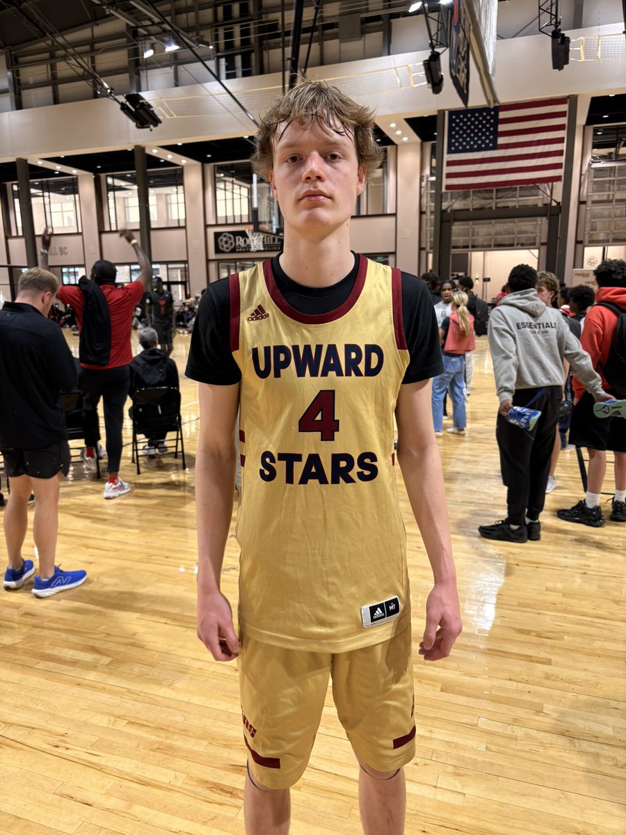 Upward Stars Columbia tweet media