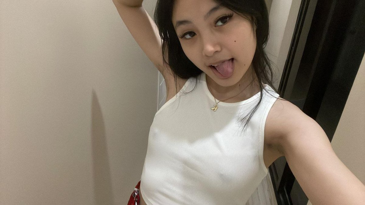 marcella tweet media