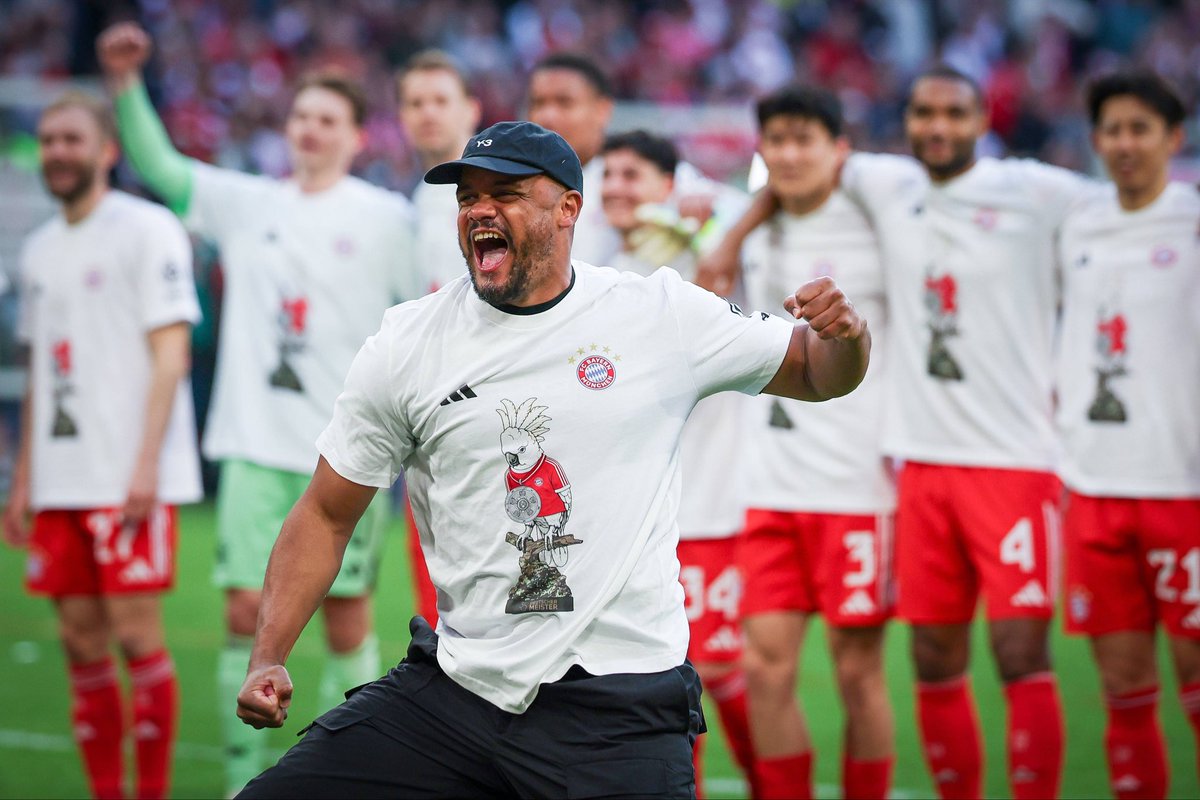 KilianKreit's tweet photo. 💬 Herbert #Hainer über die Jubelgeste von Vincent #Kompany: „Ich habe spontan auf der Tribüne gesagt, es wird das Foto des Jahres. (…) Er ist wirklich ein Glücksfall.“
@Abendzeitung
#FCBayern #FCBVFB https://t.co/QijvNBEz0u