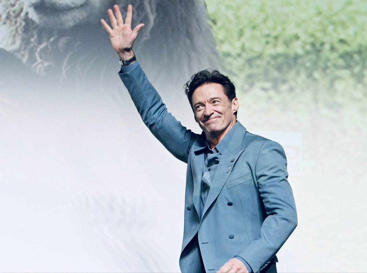 🐑 takeover at the NYC premiere of <a href="/sheepdetectives/">The Sheep Detectives Updates</a>. <a href="/OfficialJLD/">Julia Louis-Dreyfus</a> <a href="/AmazonMGMStudio/">Amazon MGM Studios</a>