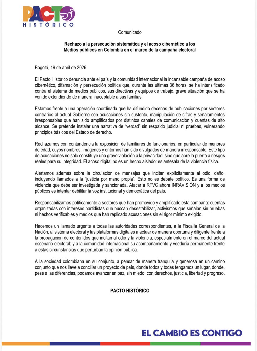 PactoCol's tweet photo. 🎙️#Comunicado Rechazo a la persecución sistemática y el acoso cibernético a los Medios públicos en Colombia, en el marco de la campaña electoral. https://t.co/txPYd0e3Ay