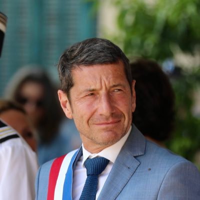 Élection présidentielle 2027

⏰️ il va marquer 2027 
🔴 David Lisnard 
<a href="/davidlisnard/">David Lisnard</a>

📲 Suivez <a href="/polmedias/">Polmédias</a> 🚀