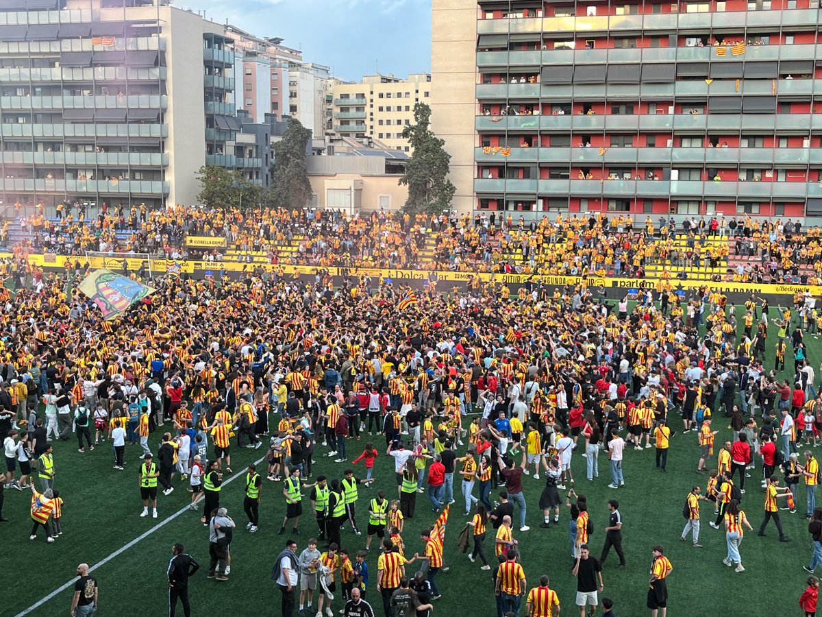 Què T'hi Jugues tweet media