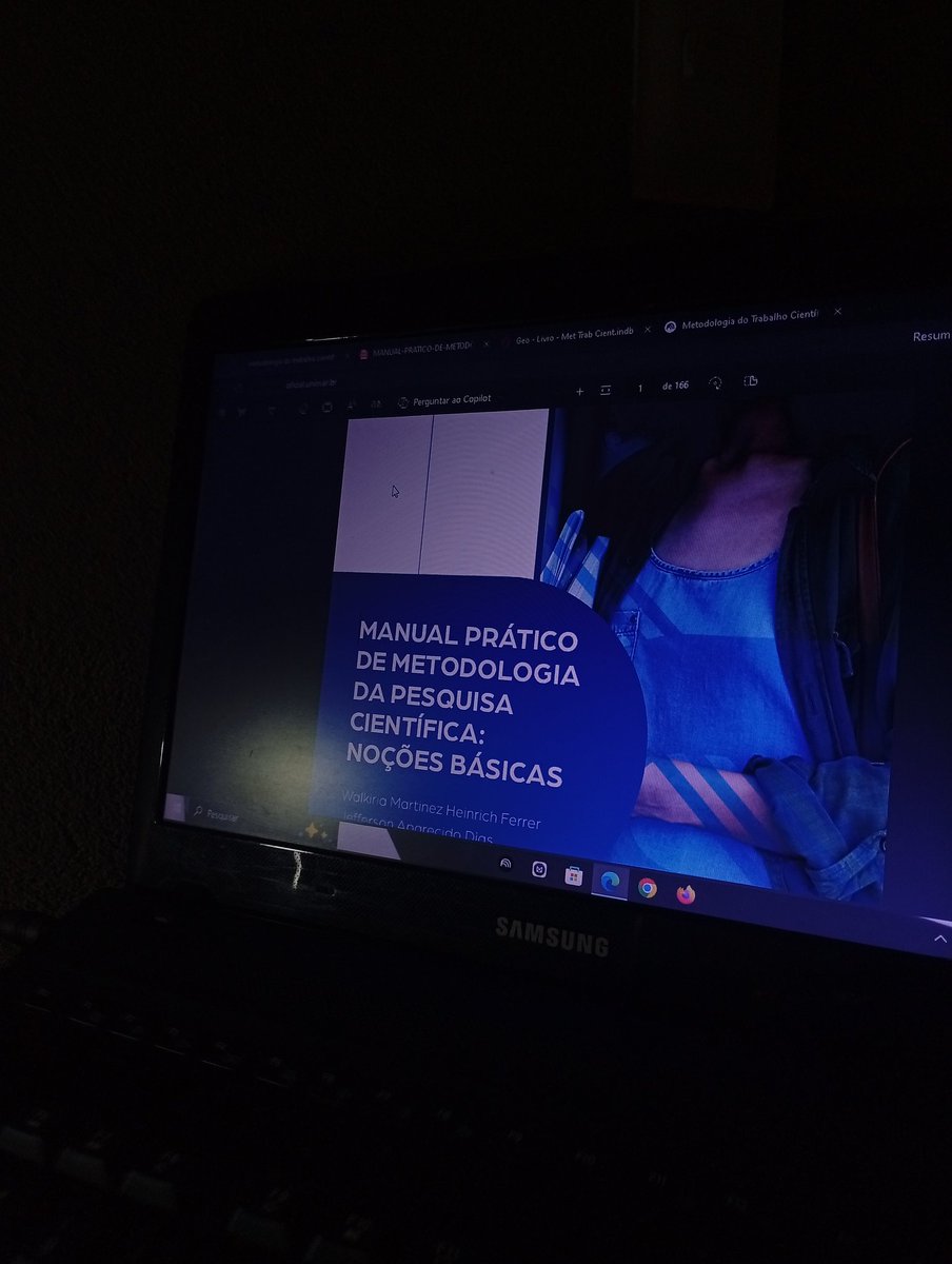 ᅟᅟᅟᅟᅟ𝚿. tweet media