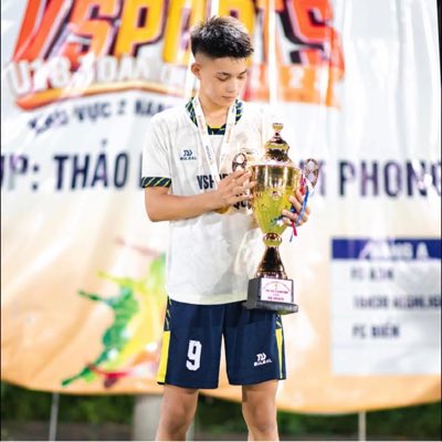 Lưu Khang tweet media