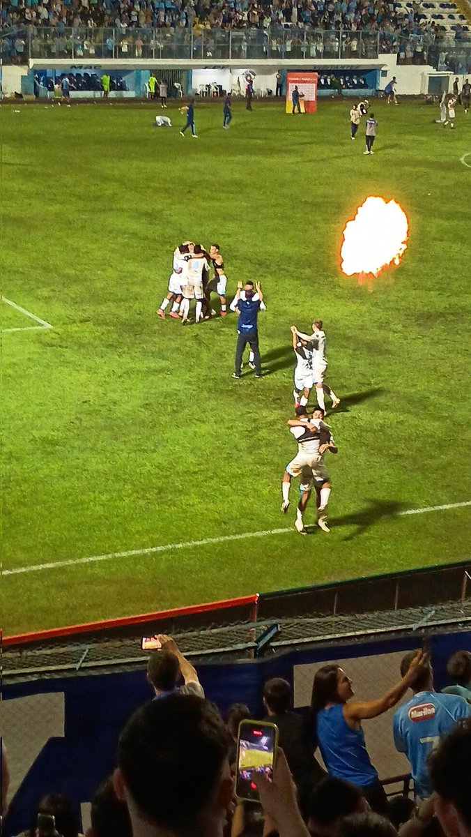 matt ⁴⁴ 🎸 #ForaCuca tweet media