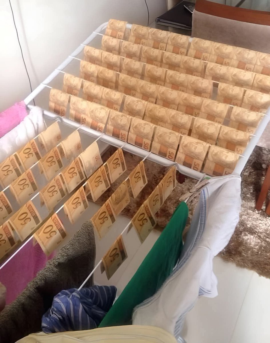 Incorretos tweet media