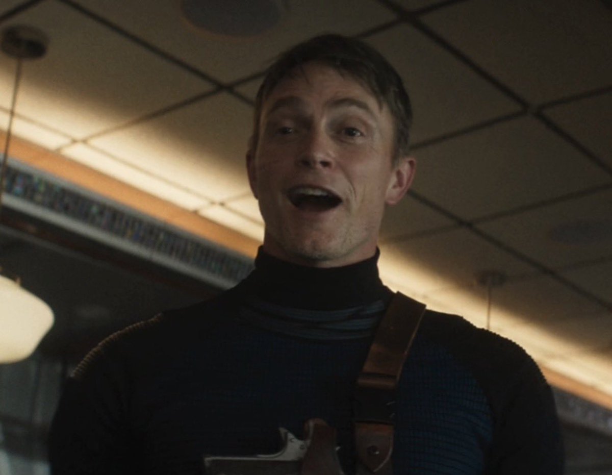 bullseye lover 𖣠 tweet media