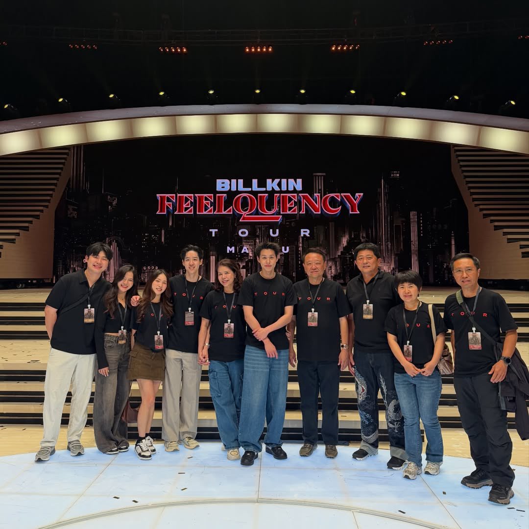 เพนกวินคลั่งรัก ◡̈ tweet media