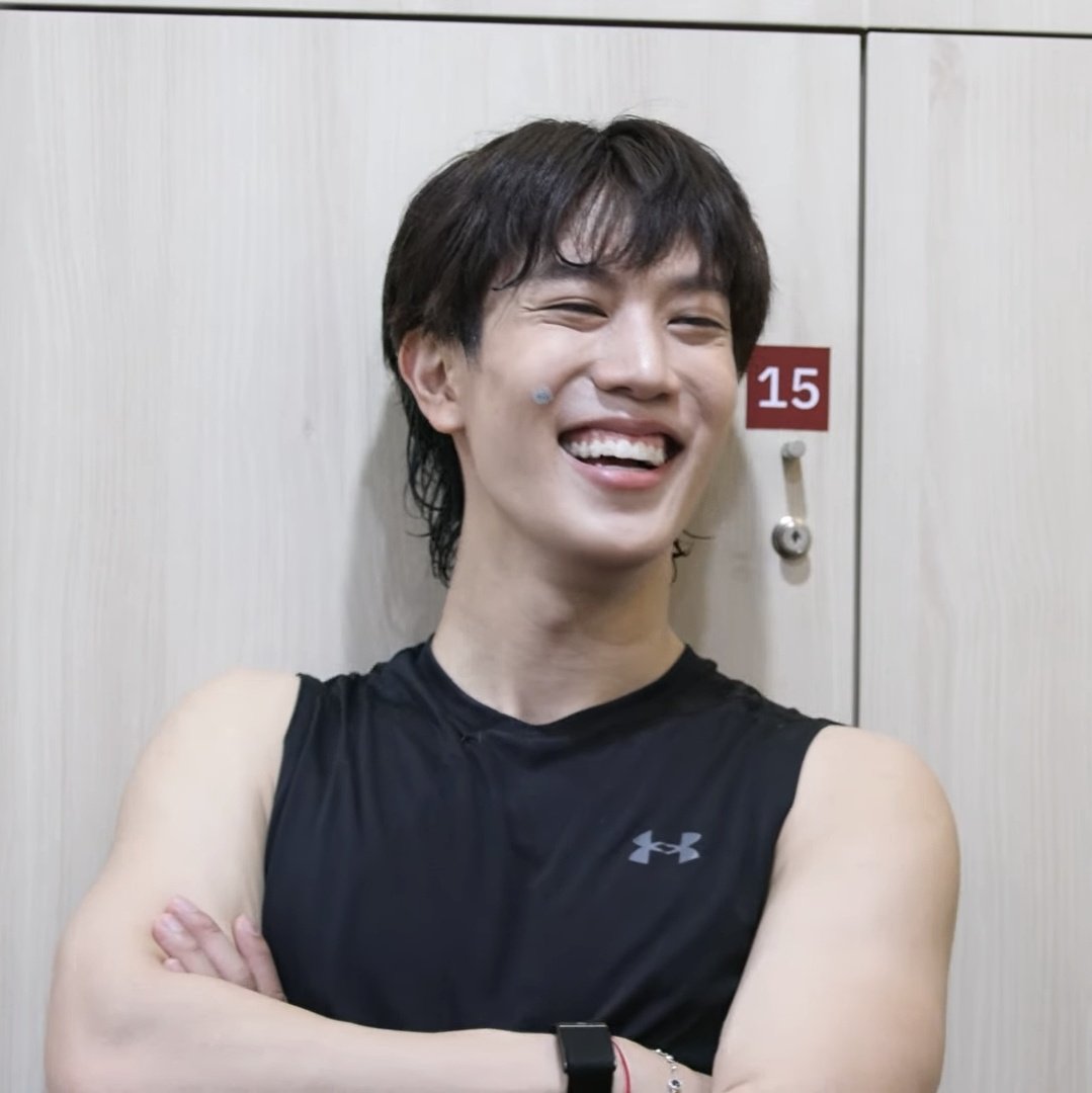 timi ☆ tweet media