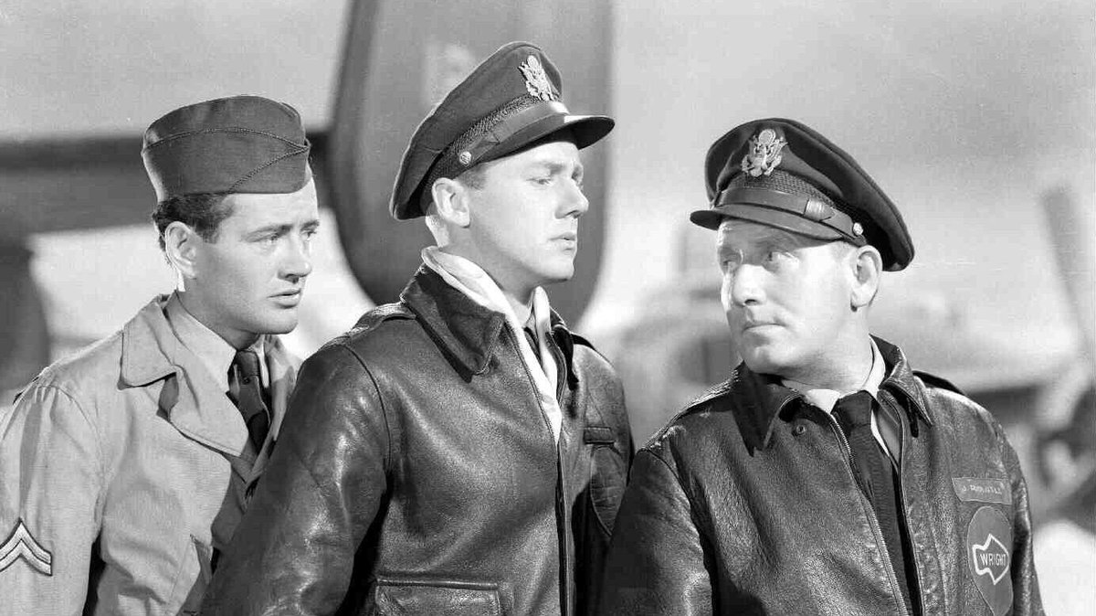 WatchNOST's tweet photo. 🇺🇸 Tonight on NOST: Thirty Seconds Over Tokyo — the story of the daring Doolittle Raid that boosted American morale during World War II.

https://t.co/XbYu0YqCnb 

📺 8PM ET / 7C
#NOST #WWII #ClassicMovies https://t.co/7lkfvWbuyv