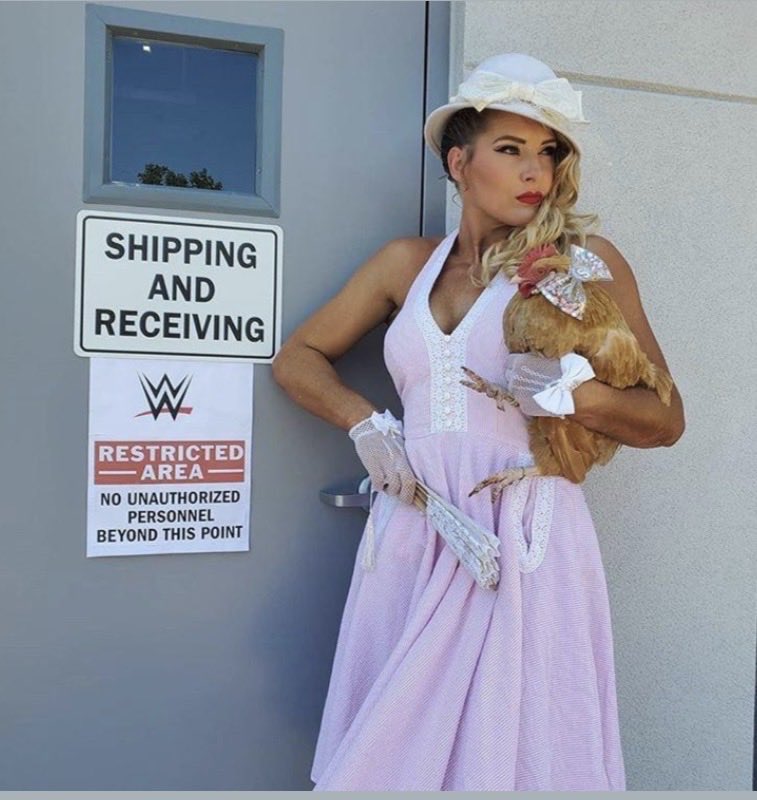 LaceyBordeaux's tweet photo. Y’all I just seen my sisters are at the WWXYZ

AND @StephParody01 is in the Hall of Fame. For what? Bein’ a Nasty? Or is that @scarwaller still?

Anyways I tried to go and they said Hen ain’t allowed in the front door but they ain’t said nothin’ ‘bout the back door https://t.co/LIn5br0PqJ