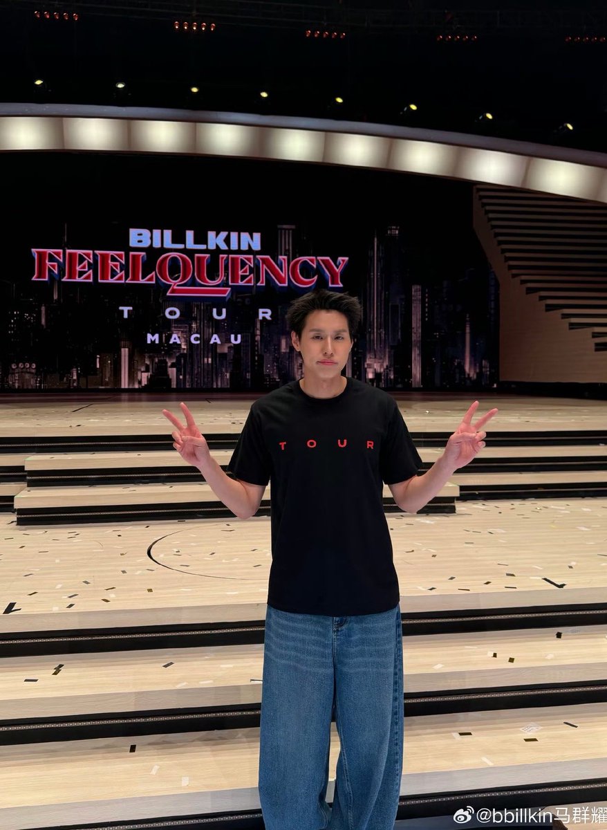 เพนกวินคลั่งรัก ◡̈ tweet media