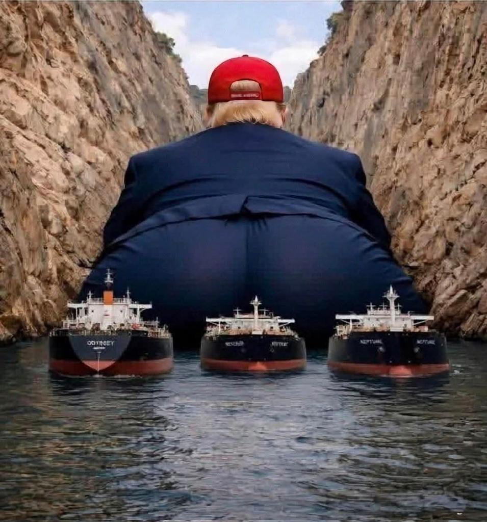 btoush's tweet photo. @TrumpDailyPosts Big asshole https://t.co/jH9SELPqUX