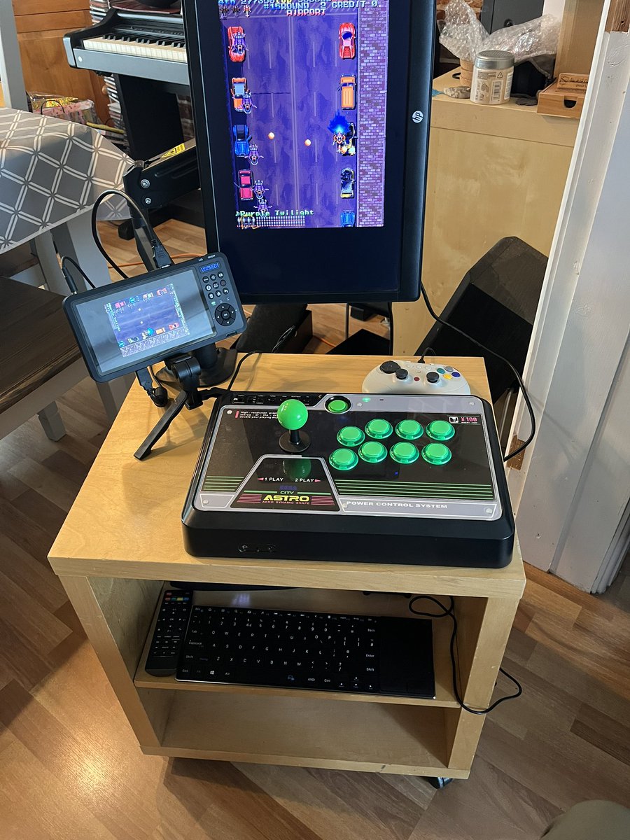 ScowshMolosh's tweet image. This is my Arcade Cabinet (that’s actually a cabinet) Calling it my ‘Astro City Black Mobile Arcade System’, trying to capture a tiny bit of the magic of the arcade at home, whilst being boringly practical🤘😝🤘Thanks to @thegaminghubby for the help w stick art 🙌 #mister #arcade