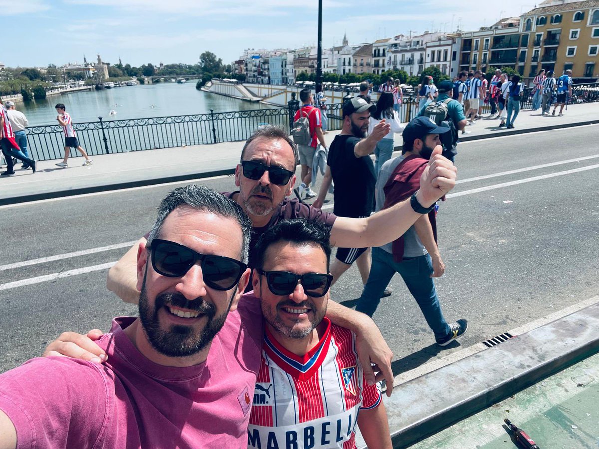 Ángel Cuesta tweet media