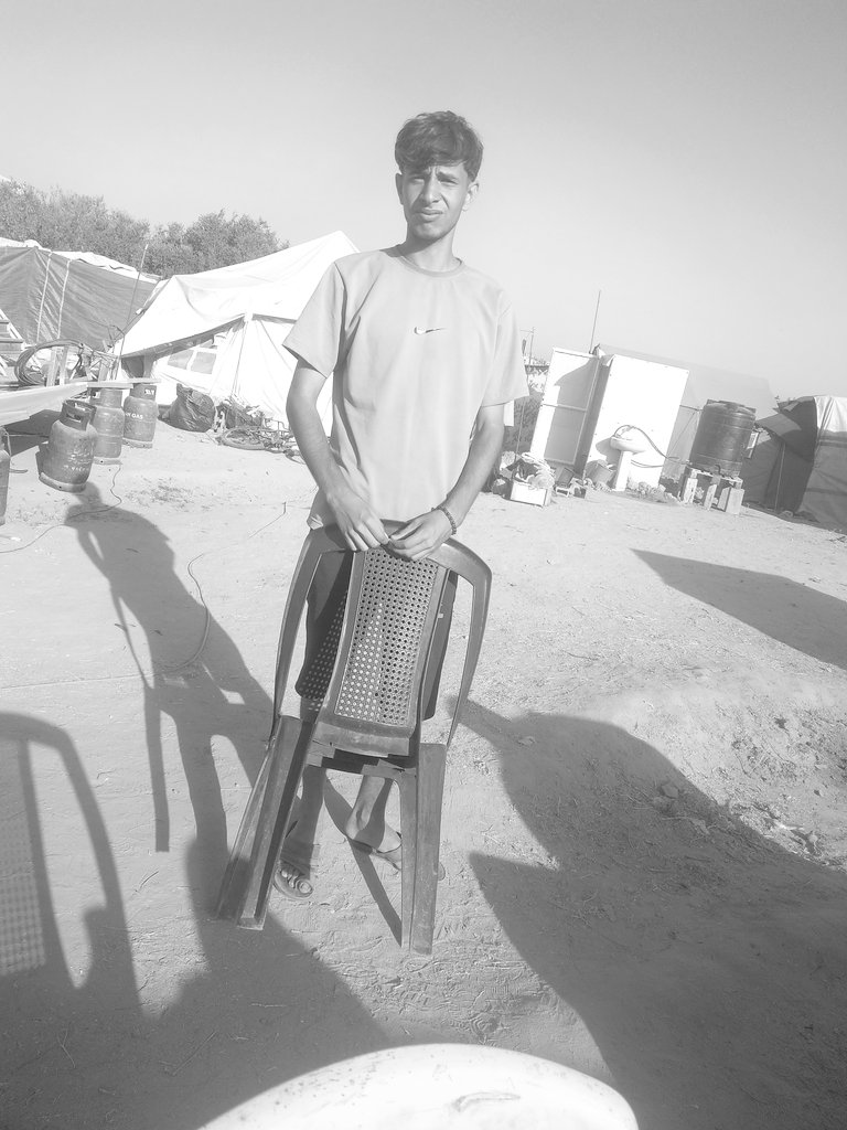 AhmSuhad77381's tweet image. From Gaza, with a broken heart
We lost everything and now struggle for basic survival.
If you can help my personal donation link is in Bio.
Please share this widely so it reaches generous people.
May Allah reward you immensely. ❤️
#Gaza #Palestine #Appeal

chuffed.org/project/136609…