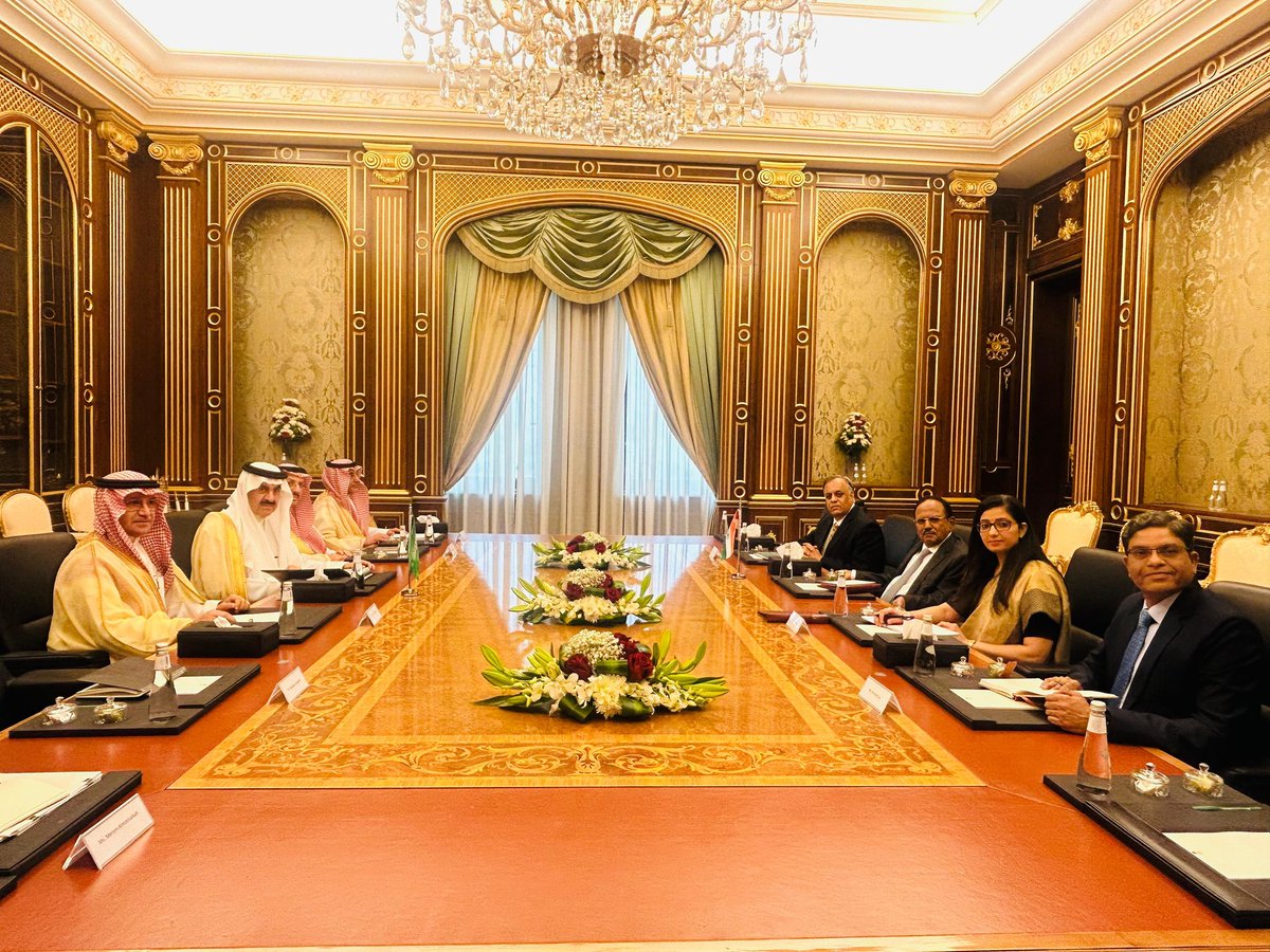 IndianEmbRiyadh's tweet image. Hon'ble NSA Shri Ajit Doval paid an official visit to Riyadh on April 19.

He was received at the Airport by Ambassador Dr Suhel Khan and Deputy Minister for Political Affairs @KSAmofaEN H.E. Ambassador Dr. Saud Al-Sati.

Later, he had meetings with 
Energy Minister H.R.H. Prince