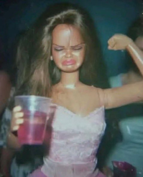 Nicki Minaj tweet media