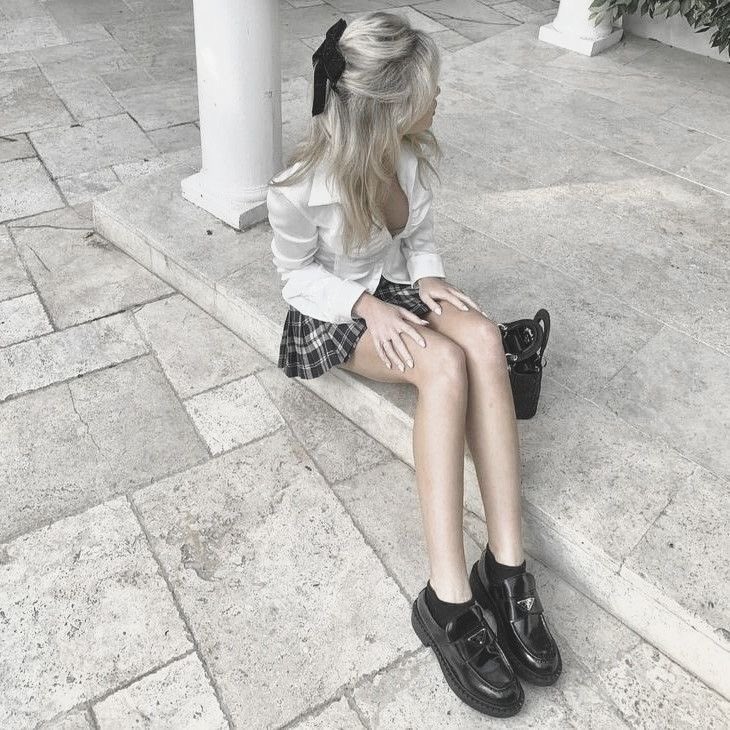 „– Podziwiam cię, Coralie Colbern.”

𝟑 𝒅𝒏𝒊 𝒅𝒐 𝒑𝒓𝒆𝒎𝒊𝒆𝒓𝒚 💙 #keepmecloseap