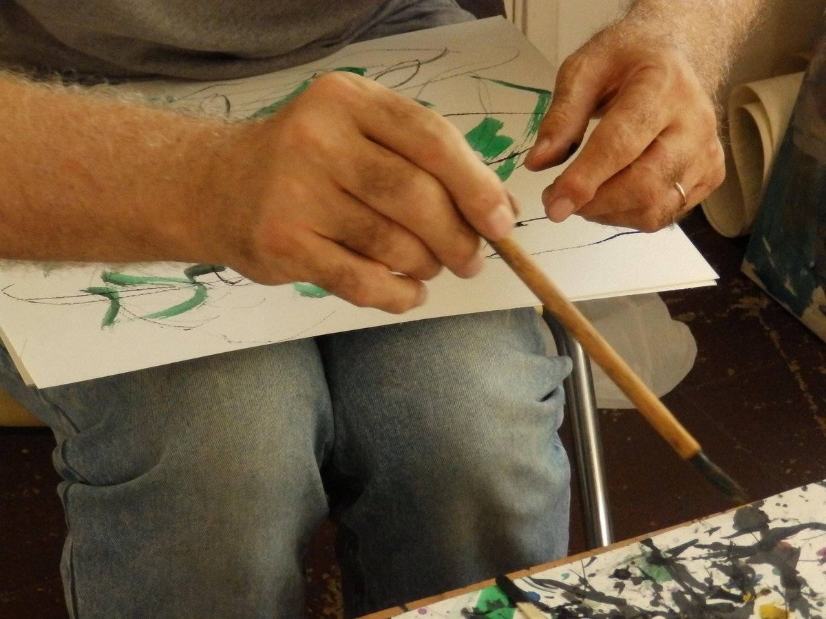 AleAvakian's tweet image. Tarde de tintas..
Fotos @lolaaavakn 

#studio #indianink #art #alejandroavakian #avakian