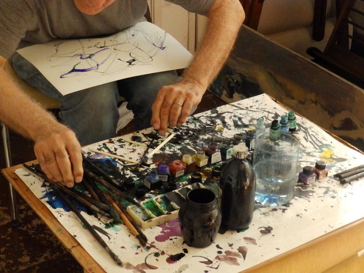 AleAvakian's tweet image. Tarde de tintas..
Fotos @lolaaavakn 

#studio #indianink #art #alejandroavakian #avakian