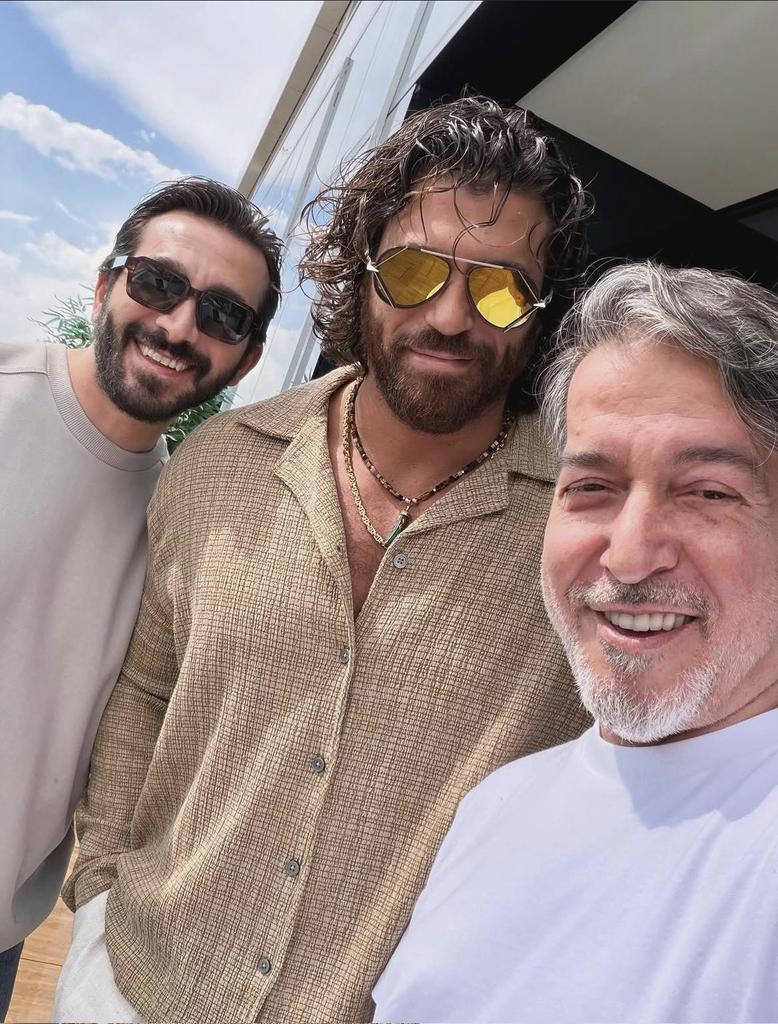 Canyaman59409's tweet photo. See you next year https://t.co/ZQ9BYRSB1j