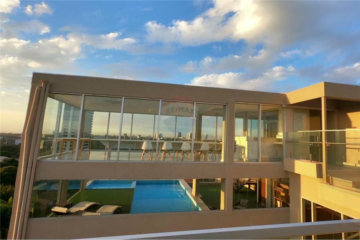 Jake Nomada 🌎 tweet media