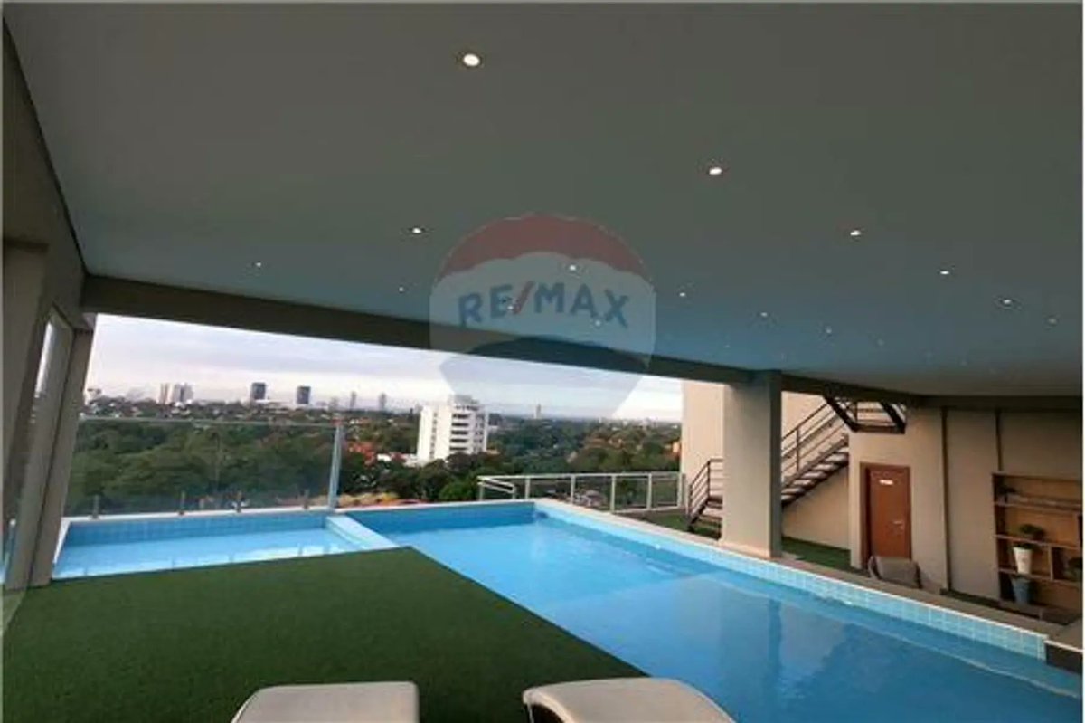 Jake Nomada 🌎 tweet media