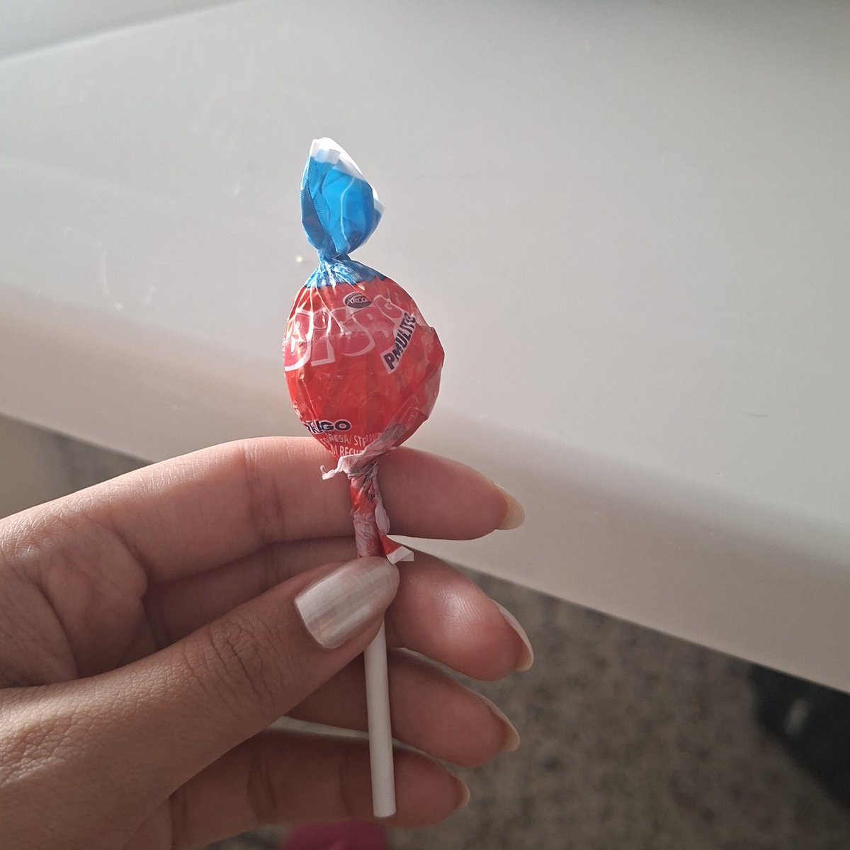 tati (-10,2/11) tweet media