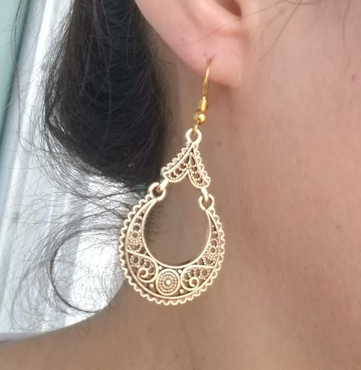 TrendingNowGift's tweet image. Gold Bali Filigree Teardrop Earrings #jewelry #earrings #dangleearrings #Bali #Teardropearrings #baliearrings #fililgreeearrings #summerearrings #boho #bohemian #wedding #bridal #handmadeearrings #Mothersdaygift

 etsy.me/4pg4S3E via @Etsy