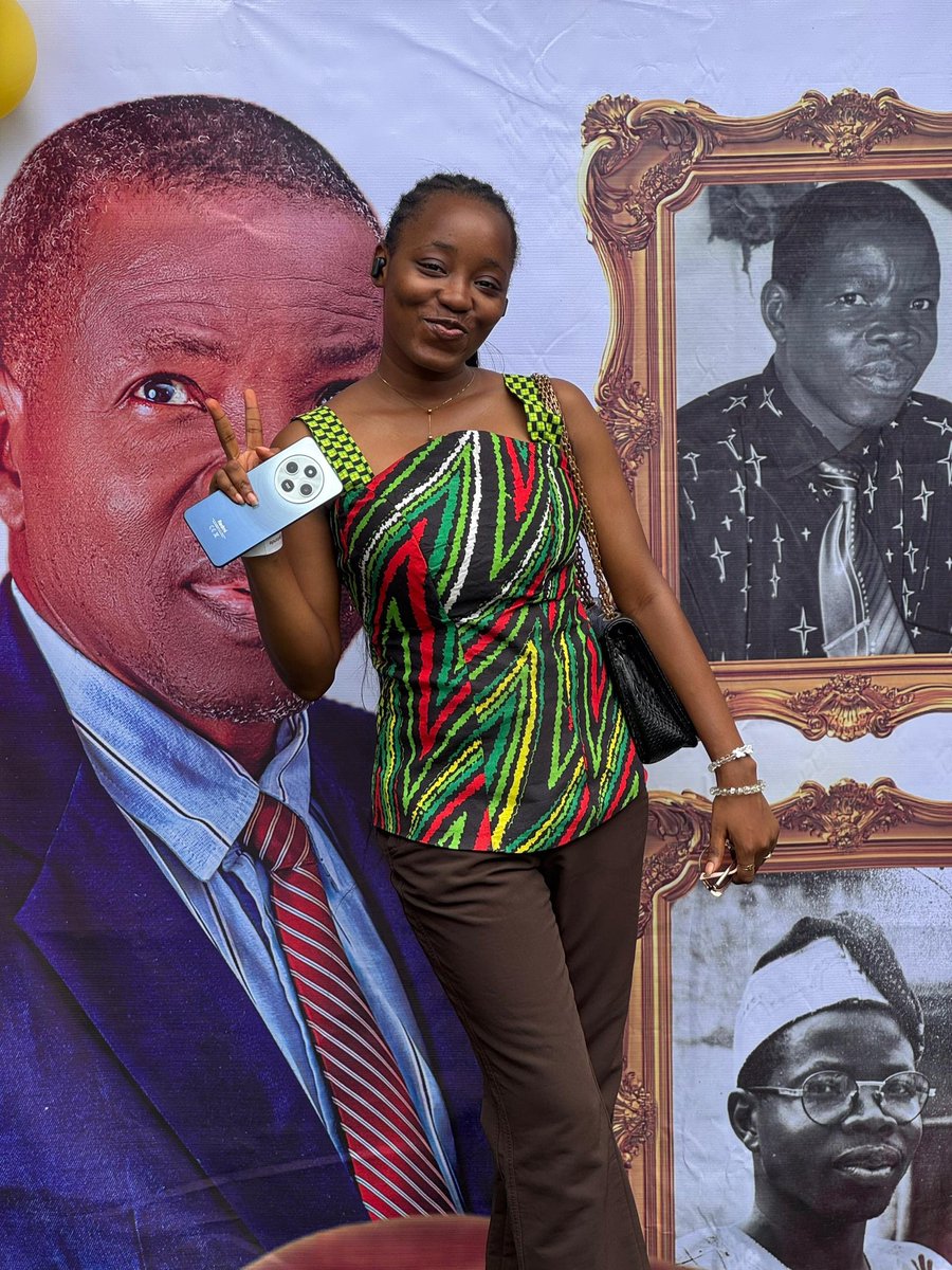 ProofTaiwo's tweet photo. Looking Pretty 😍😍 https://t.co/xPdF6z5w3V