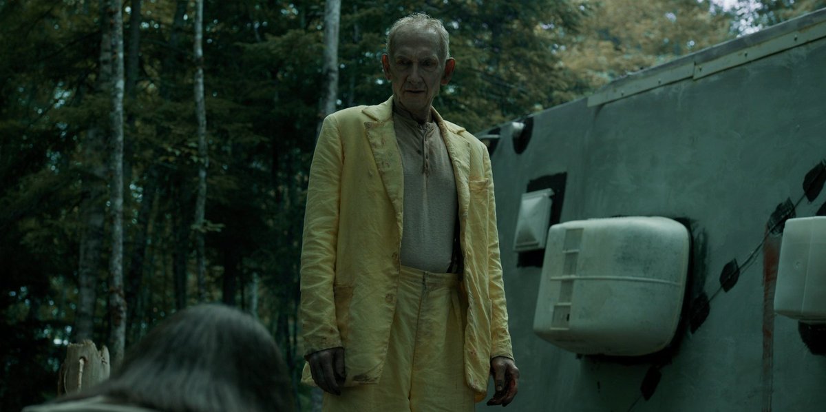 RUQVJ's tweet image. بعد الحلقة الأولى من الموسم الرابع لمسلسل FROM :

١ - شخصية جيم
٢ - شخصية جولي ( زائرة القصص )
٣ - الوحوش وذكرياتهم السابقة 
٤ - تحول ذو بدلة الصفراء 

#فروم #فرم #FROM

اهم التلميحات التي ذكرت في الحلقة :