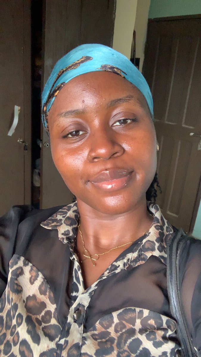 IREOLUWA SELLS BOOKS 😌📚 tweet media