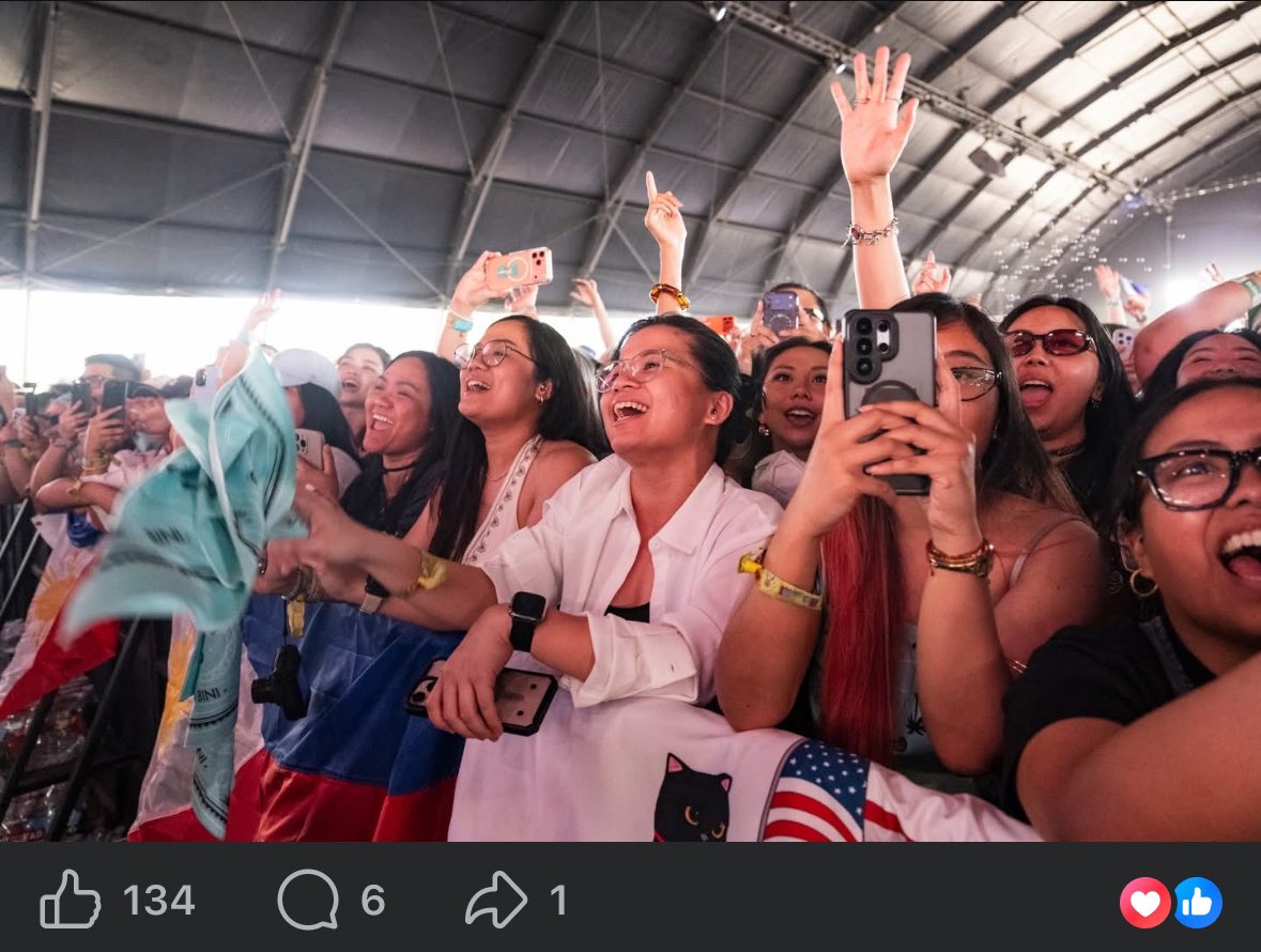 aiahkwin's tweet image. Uy Pilipins! buti pa Blooms nasa post ni Grammys haha. Engage tayo both sa FB and IG! 

#BINI